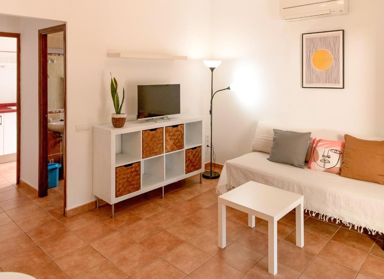 Apartamentos El Pino - Formentera Break Es Caló Exterior photo